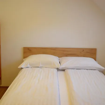 Prekmurska Vas - Vital Apartmán *